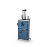 a102-2026-pressa-per-cartone-e-plastica-macchina-sfondo-bianco